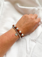 Load image into Gallery viewer, around the world - grey pearl bracelet
