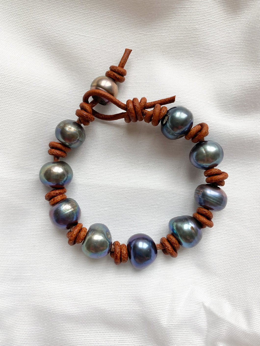around the world - peacock pearl bracelet